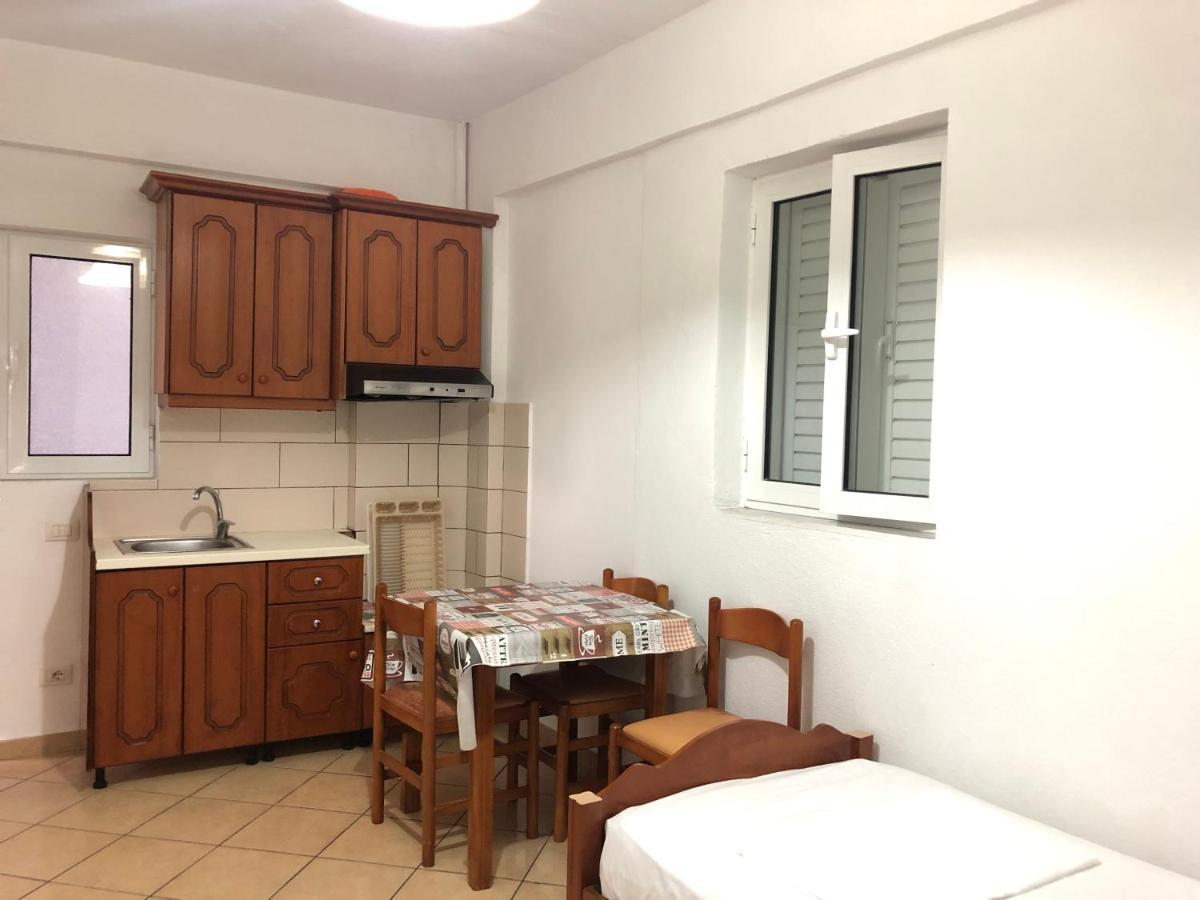 Center Hotel Pirro Χειμάρρα Εξωτερικό φωτογραφία