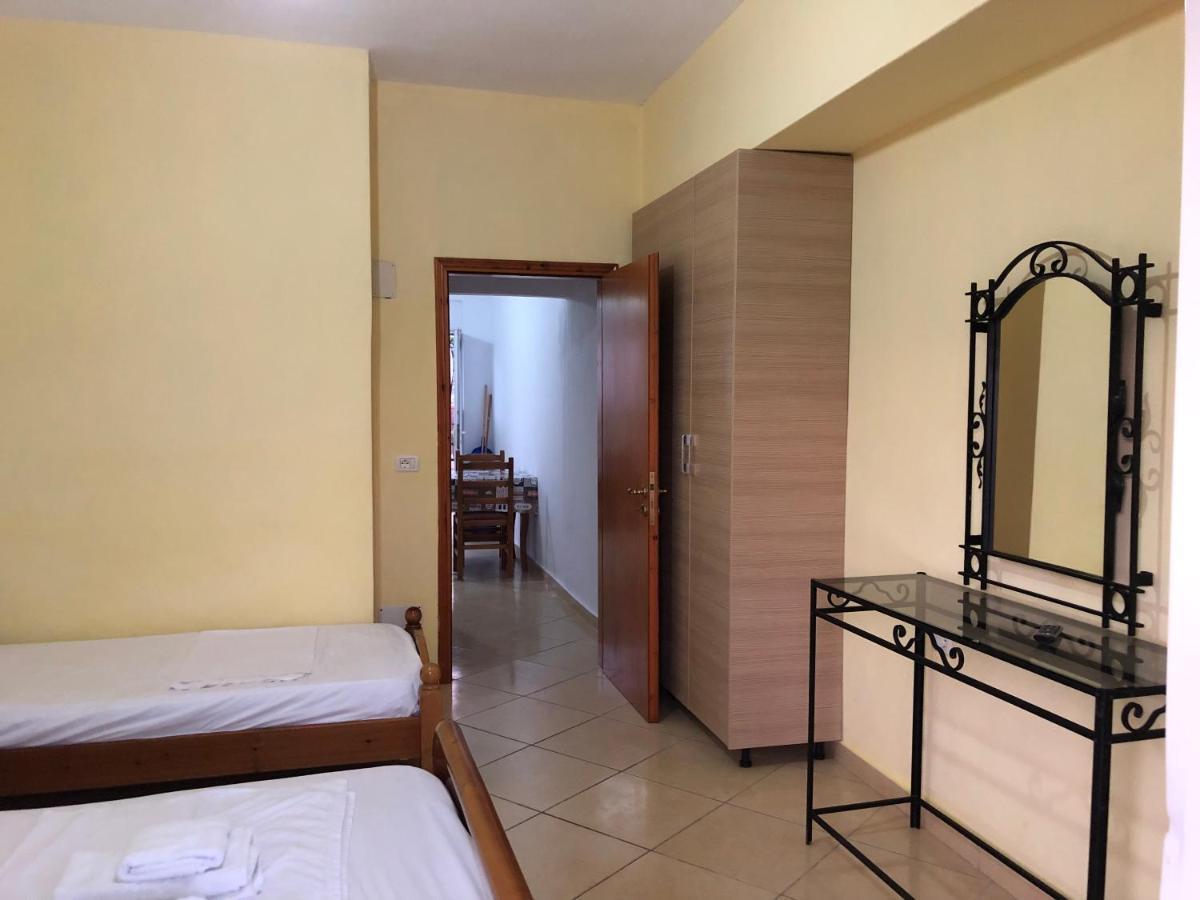 Center Hotel Pirro Χειμάρρα Εξωτερικό φωτογραφία